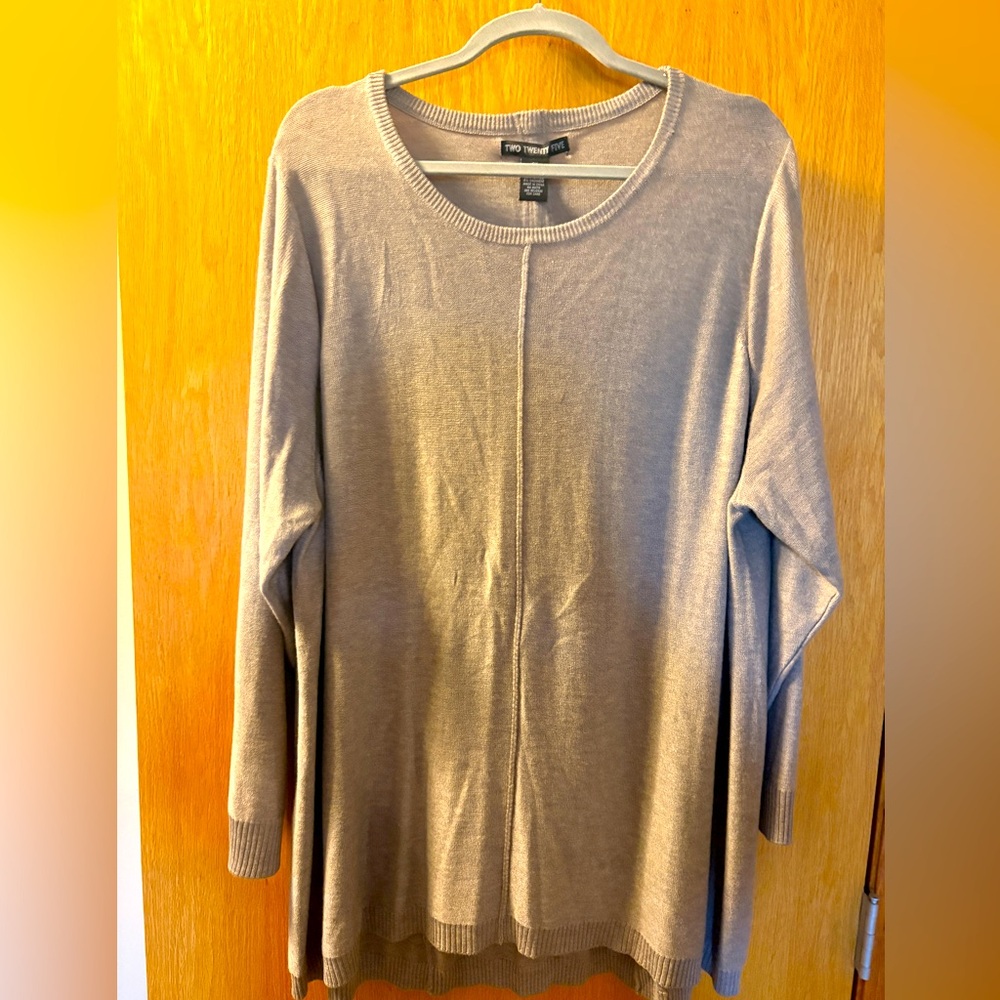 Wheat colored 3x lightweight sweater